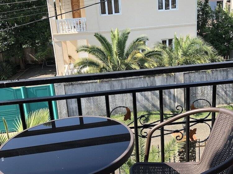 اتاق خانوادگی, Villa Gardenia Ureki