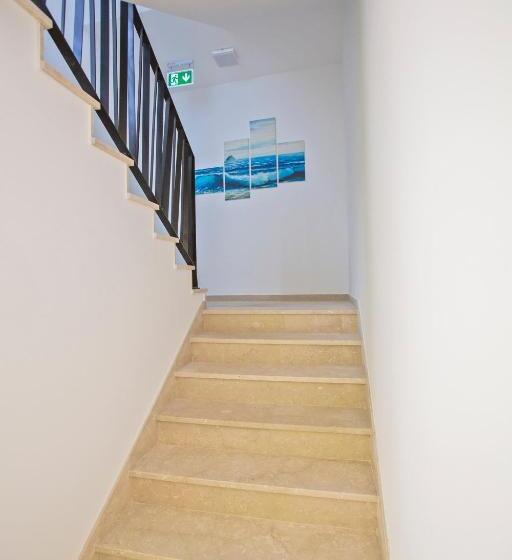 Апартаменты 1 Спальня с Балконом, Magic Stone Apartments