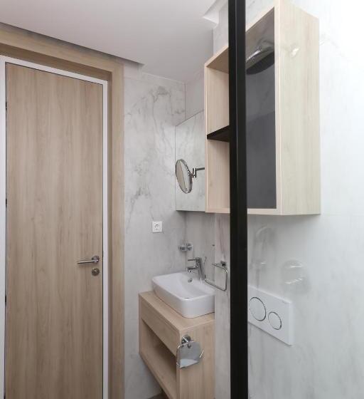 Апартаменты 1 Спальня, Magic Stone Apartments