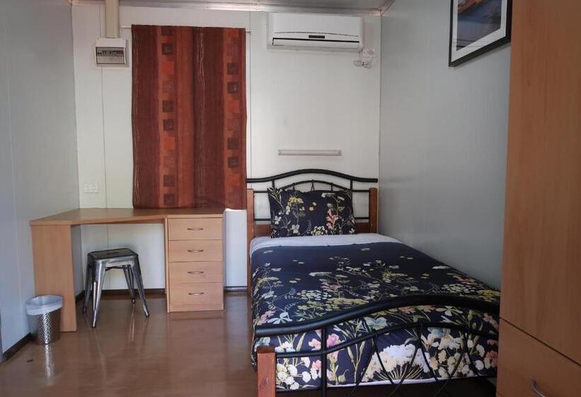 اتاق استاندارد یک نفره, Mud Crab Motel