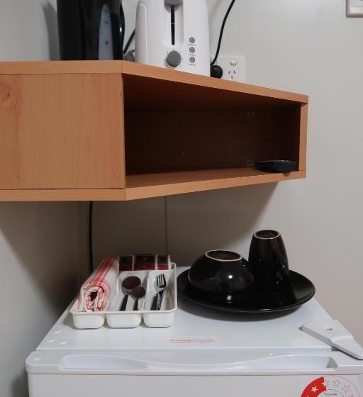 اتاق استاندارد یک نفره, Mud Crab Motel