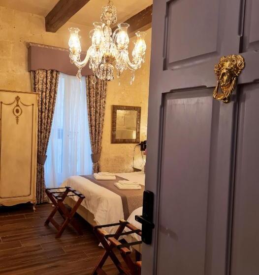 اتاق خانوادگی, Casa Asti