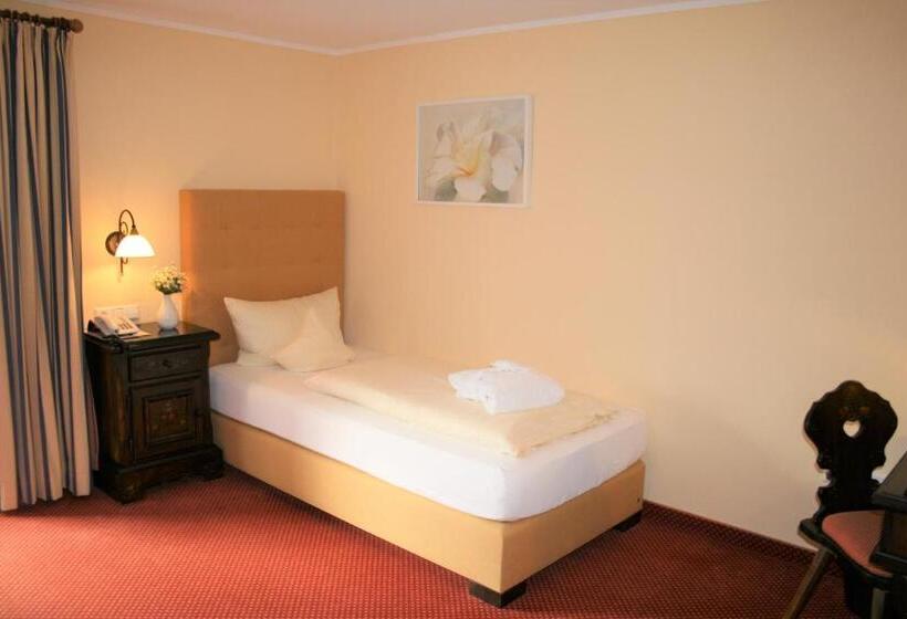 Номер Стандарт Индивидуальный с Балконом, Allgäuer Hof