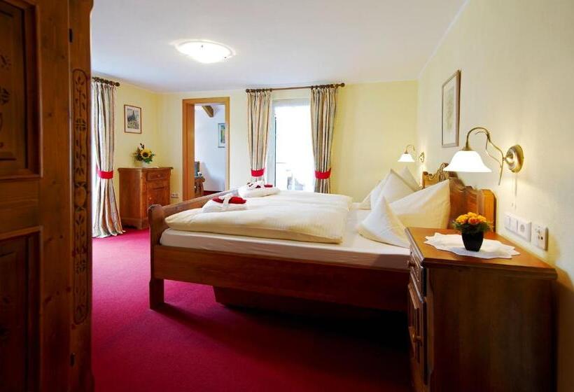 Номер Deluxe с Балконом, Allgäuer Hof