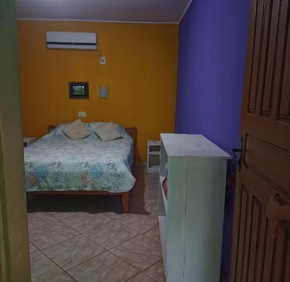 スタンダードトリプルルーム, Residencial Amigos