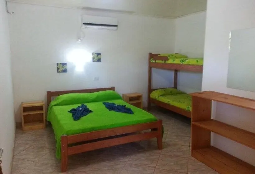 スタンダード４人部屋, Residencial Amigos
