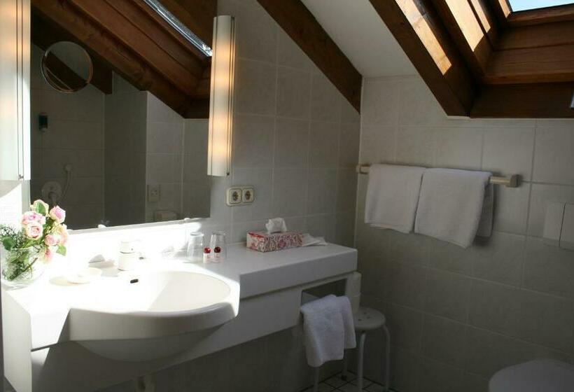 Номер Deluxe с Балконом, Allgäuer Hof