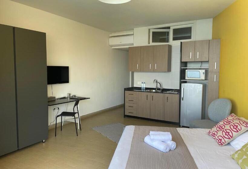 اتاق استاندارد با بالکن و چشم‌انداز دریا, St Paul Resort