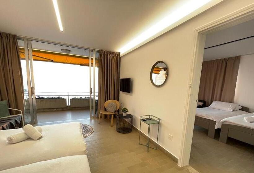 اتاق خانوادگی با چشم‌انداز دریا, St Paul Resort