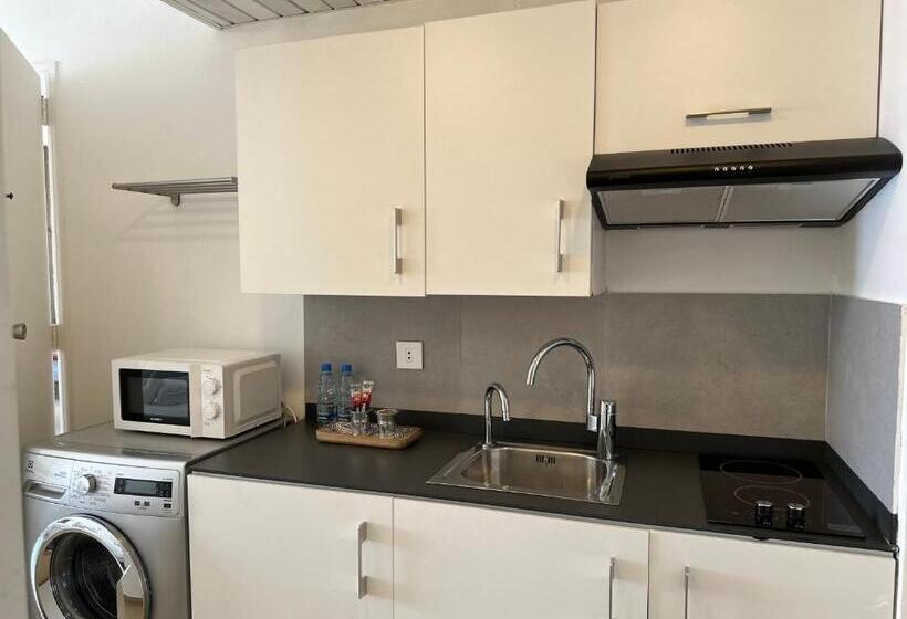 اتاق سوپریور خانوادگی, St Paul Resort