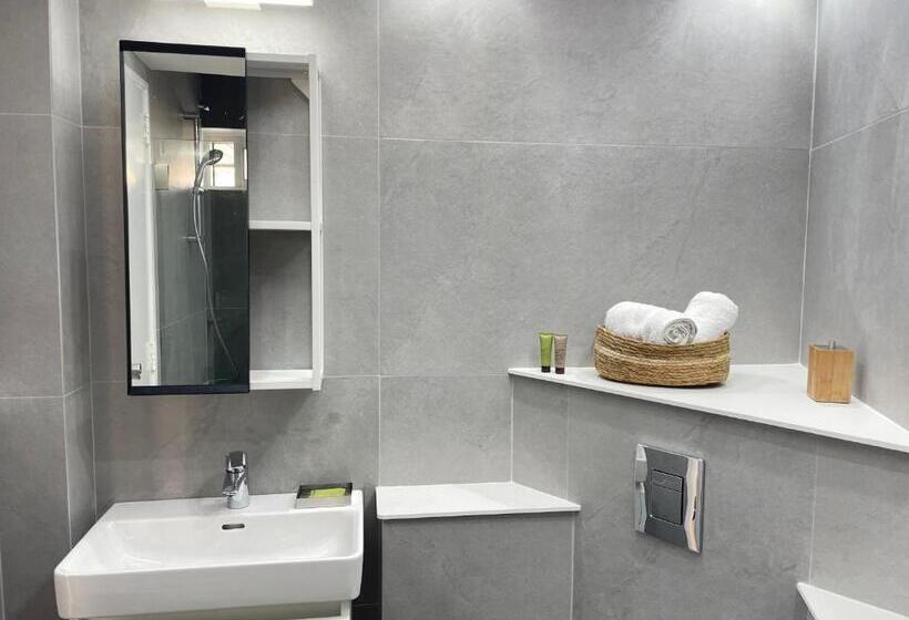 استودیو استاندارد با بالکن, St Paul Resort