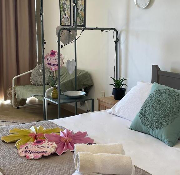 اتاق استاندارد, St Paul Resort