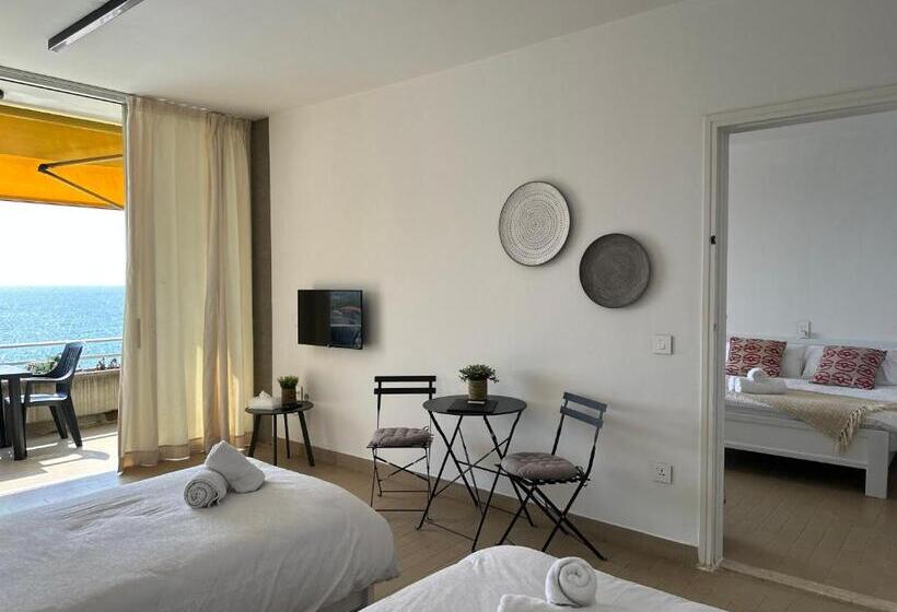 اتاق سوپریور خانوادگی, St Paul Resort