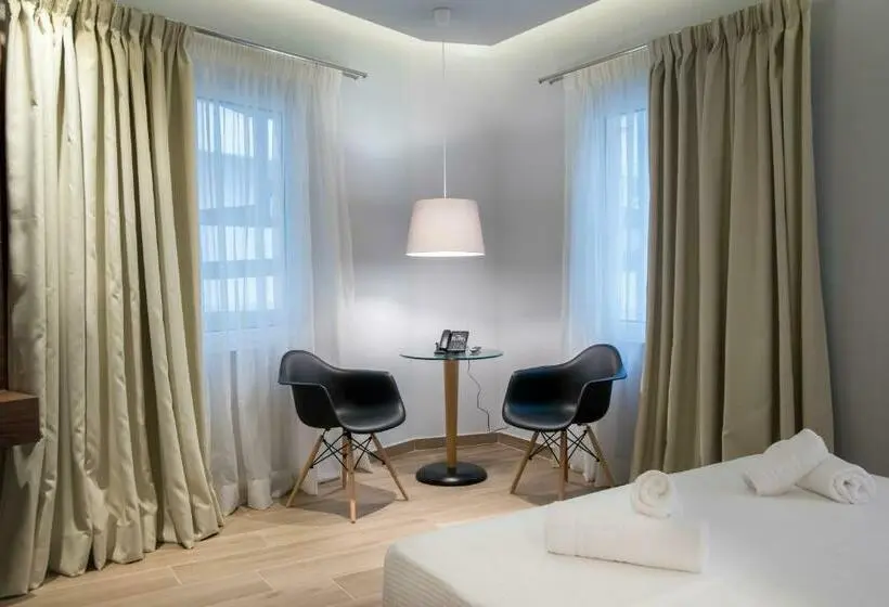 سوییت, Ad Athens Luxury Rooms & Suites