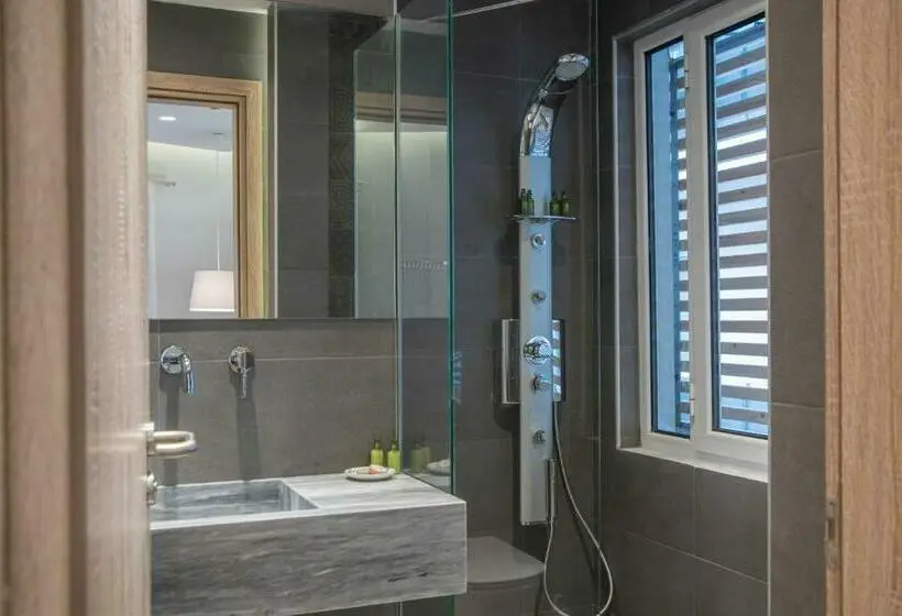 سوئیت با چشم‌انداز, Ad Athens Luxury Rooms & Suites