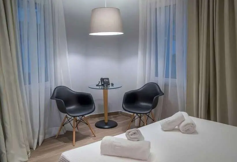 سوییت, Ad Athens Luxury Rooms & Suites