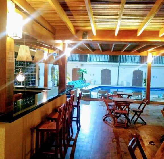 اتاق استاندارد چهار تخته, Pousada Ilha Vitoria