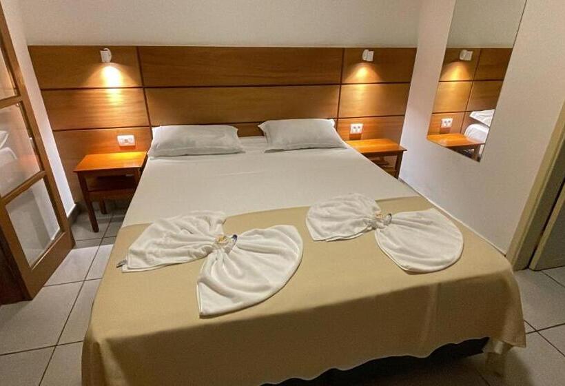 اتاق لوکس چهار تخته, Pousada Ilha Vitoria