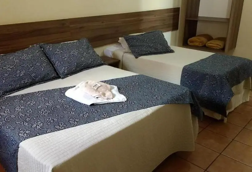 اتاق استاندارد سه نفره, Alfa De Bauru Ltda