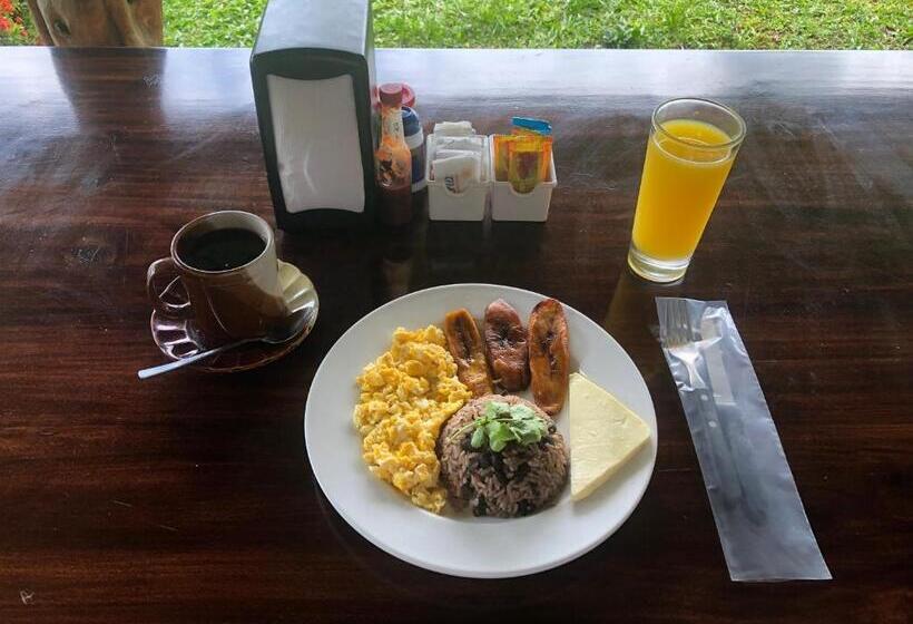 غرفة قياسية رباعية, Villas Vista Arenal