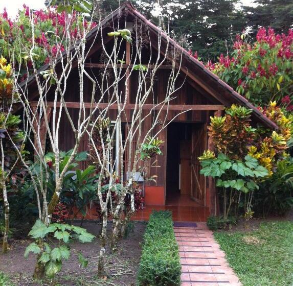 غرفة كمفورت مع بلكونة, Villas Vista Arenal