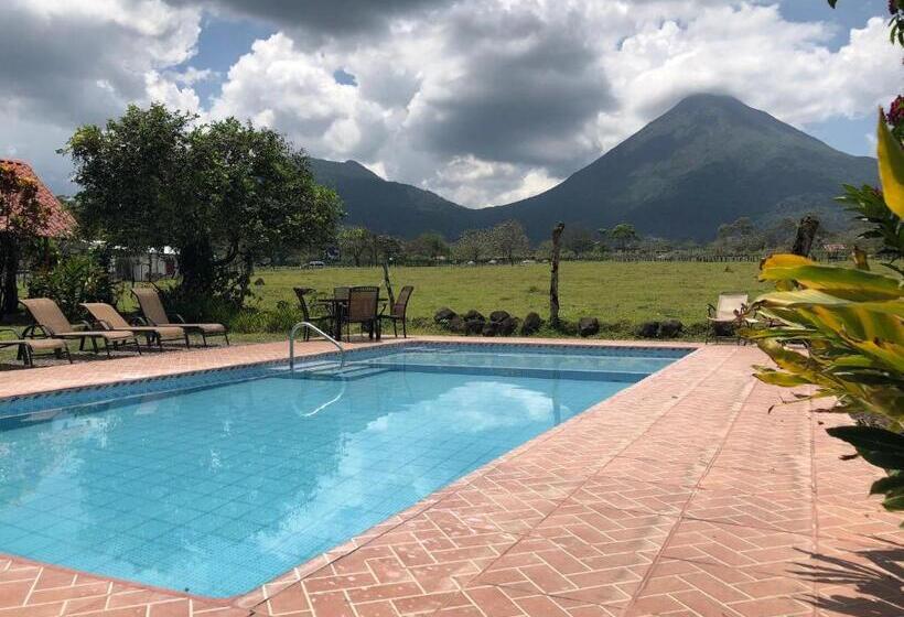 غرفة كمفورت مع بلكونة, Villas Vista Arenal