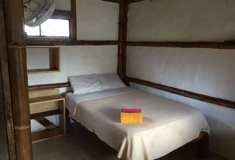 スタンダードルーム, La Facha Hostel Restaurant Surf