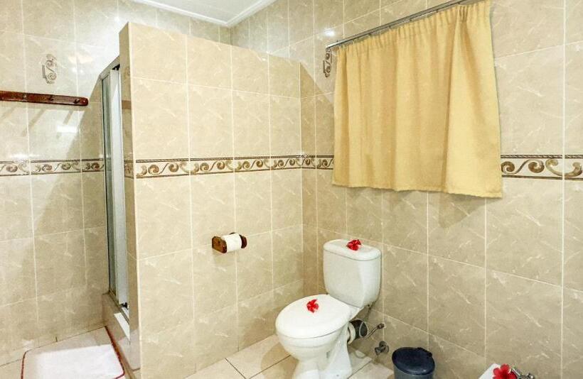 بانگلوی استاندارد, Cocotier Du Rocher