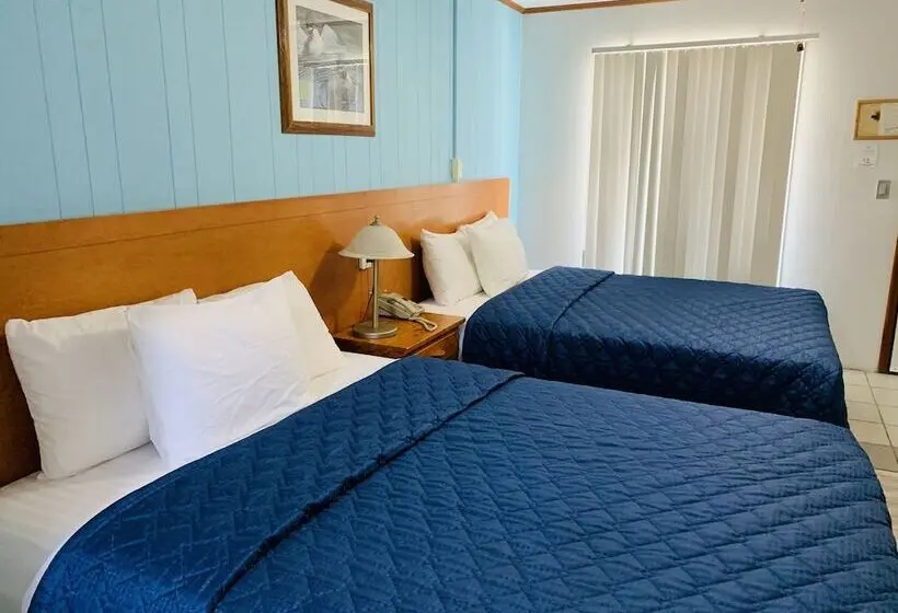 スタンダードルーム, Town & Country Motel