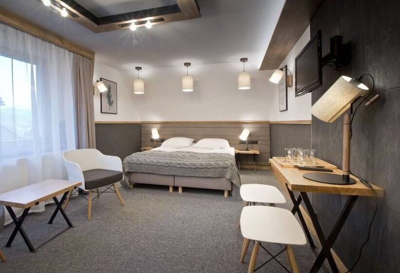 اتاق پریمیوم چهارنفره, Pensjonat Tatry