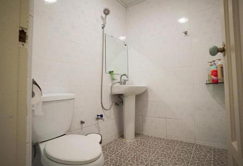 اتاق خانوادگی, Suncheon Namu Guesthouse