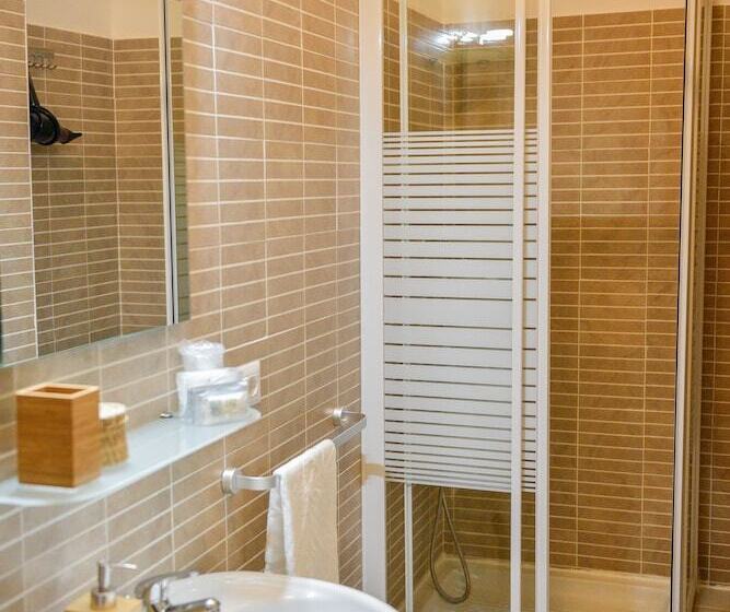 اتاق لوکس, B&b Portafortuna Lucky Charm