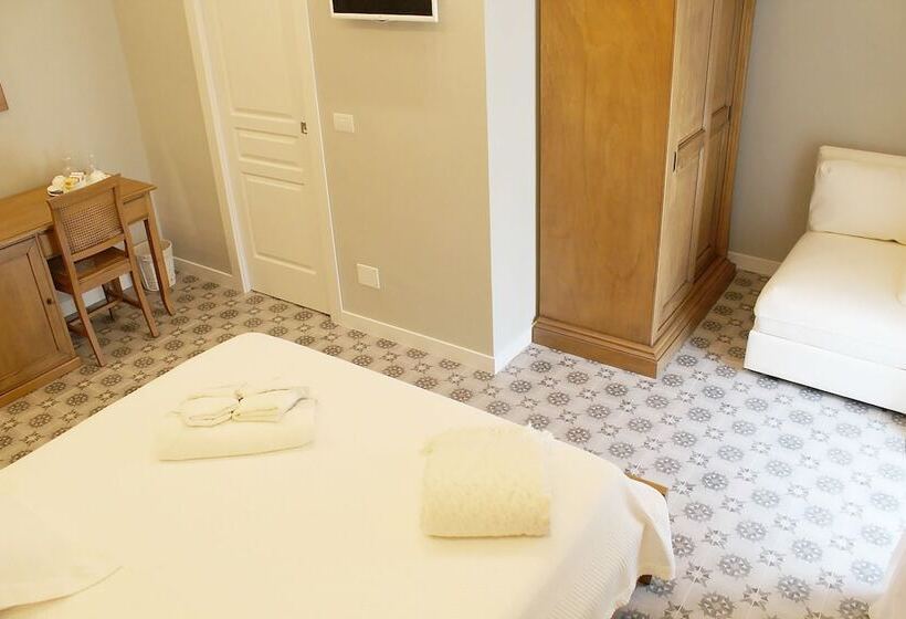 바다 전망 디럭스 3인룸, Estlevante B&b