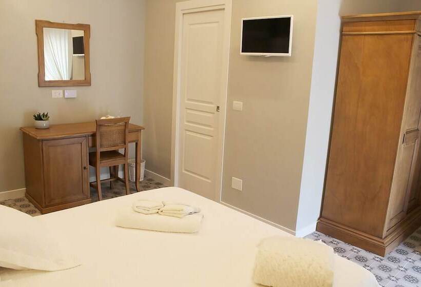 바다 전망 디럭스 3인룸, Estlevante B&b