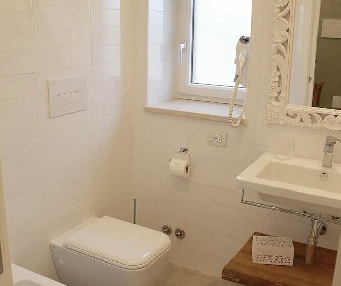 바다 전망 디럭스 3인룸, Estlevante B&b