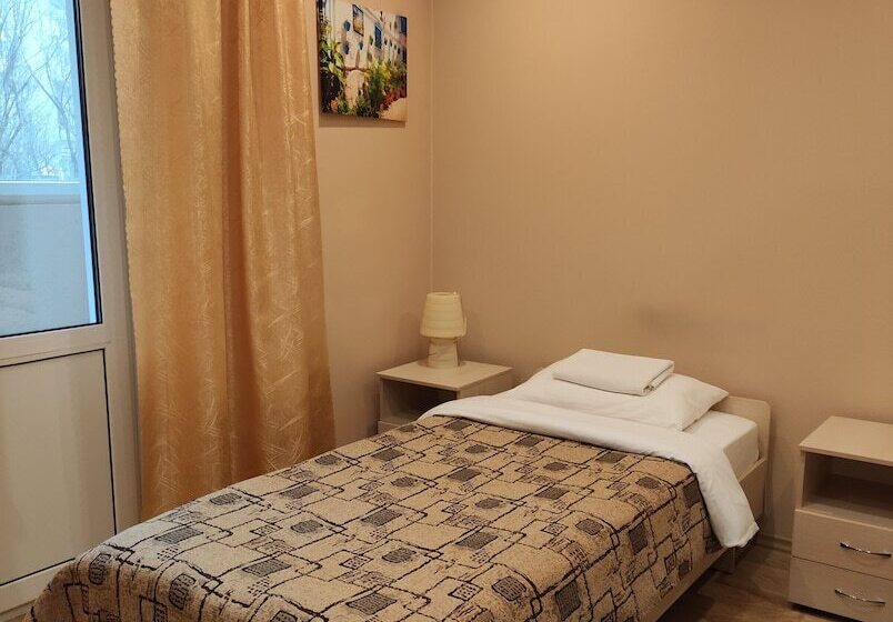 חדר אקונומי, Aleksa