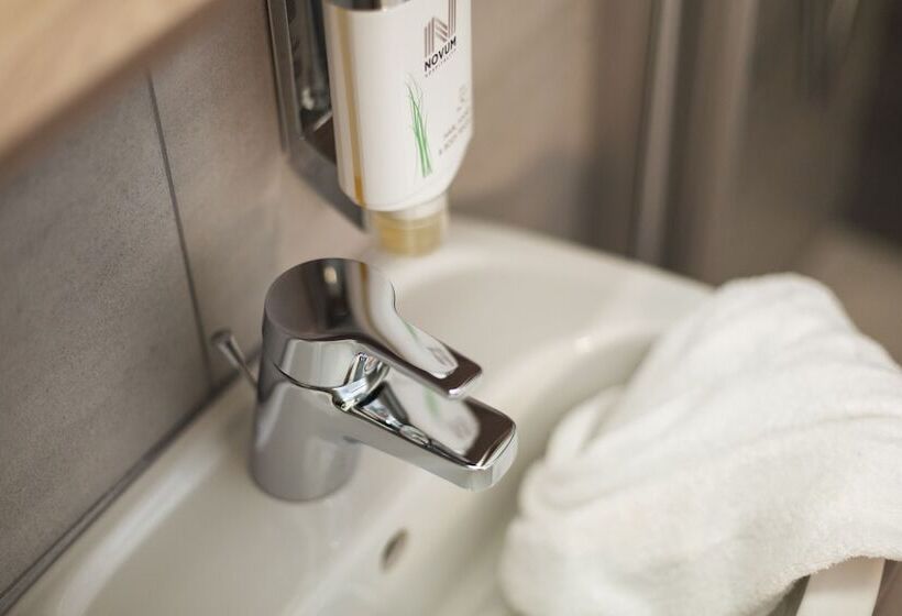 标准单人间, Garner Hotel Hamburg Nord, An Ihg