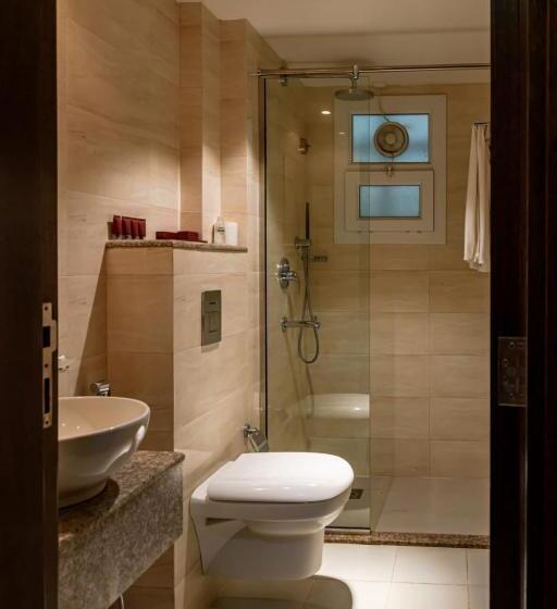 سوییت اجرایی, Bristol Hotel Salalah