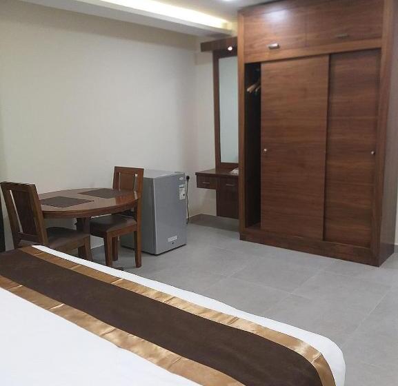 اتاق لوکس, Bristol Hotel Salalah