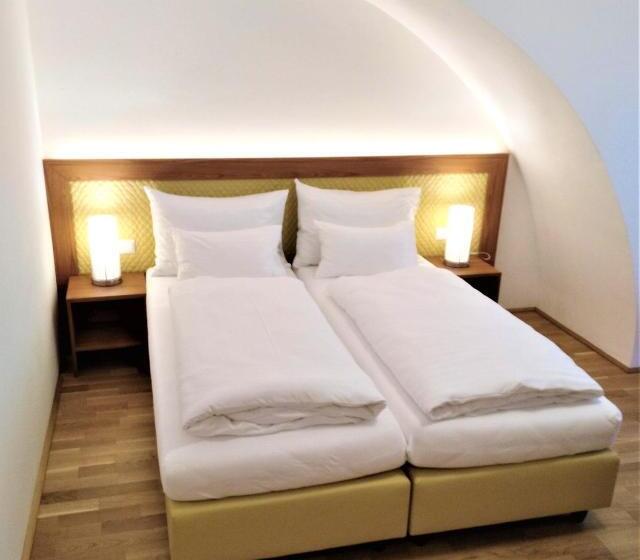 スタンダードルーム, Das Schärding