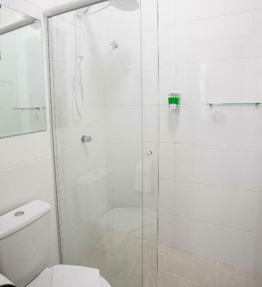 חדר סטנדרט לשלושה, Innbox Centro