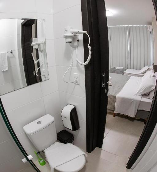 חדר סטנדרט לשלושה, Innbox Centro