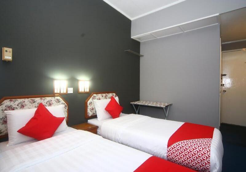 Номер Стандарт, Lutana By Oyo Rooms