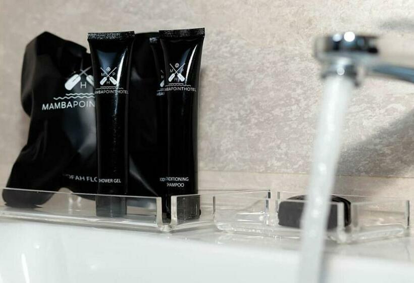 اتاق لوکس با چشمانداز دریا, Mamba Point