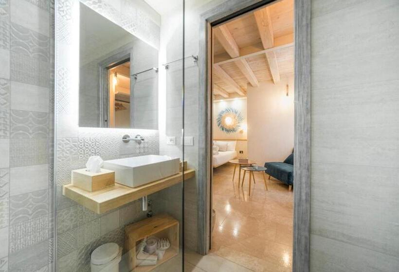 غرفة سوبيريور, Domo Pro Vois