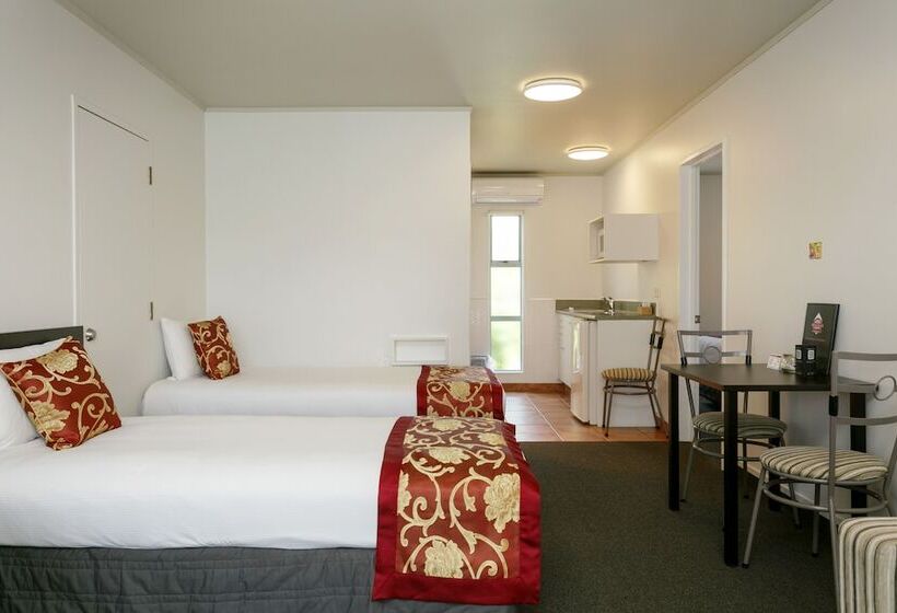 חדר משפחתי, Great Lake Motel Taupo