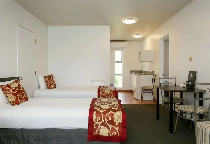 اتاق خانوادگی, Great Lake Motel Taupo