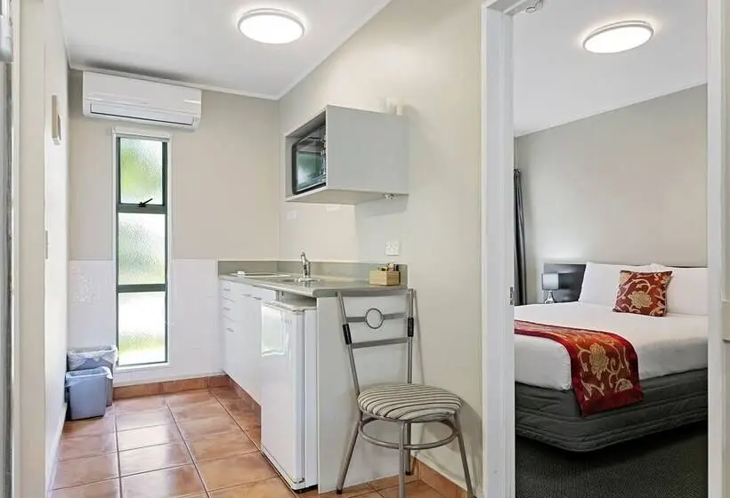 اتاق خانوادگی, Great Lake Motel Taupo