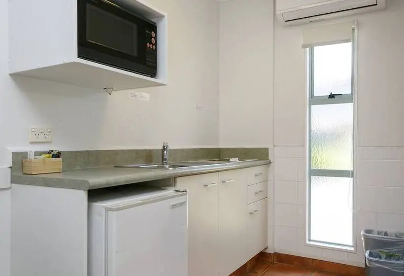 استودیوی استاندارد, Great Lake Motel Taupo