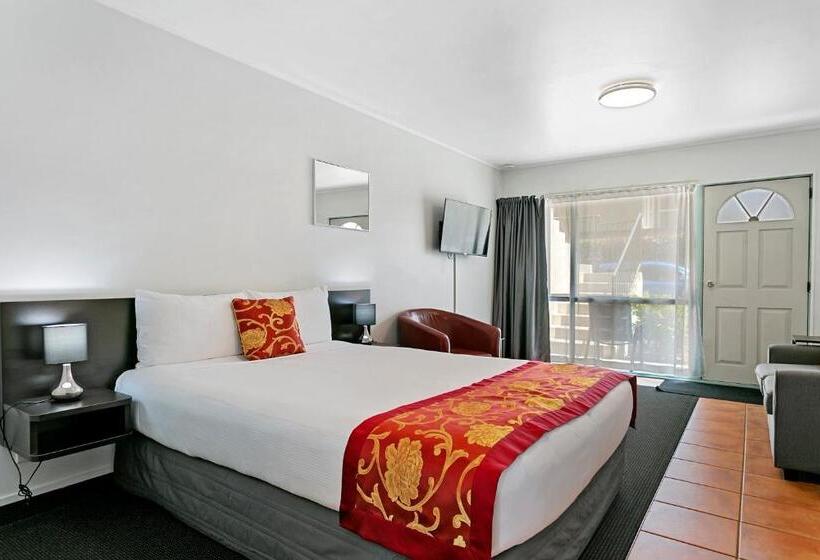 חדר משפחתי, Great Lake Motel Taupo